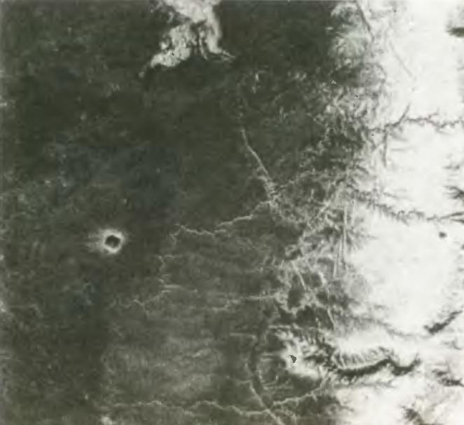 Кратер Аризонского метеорита из космоса